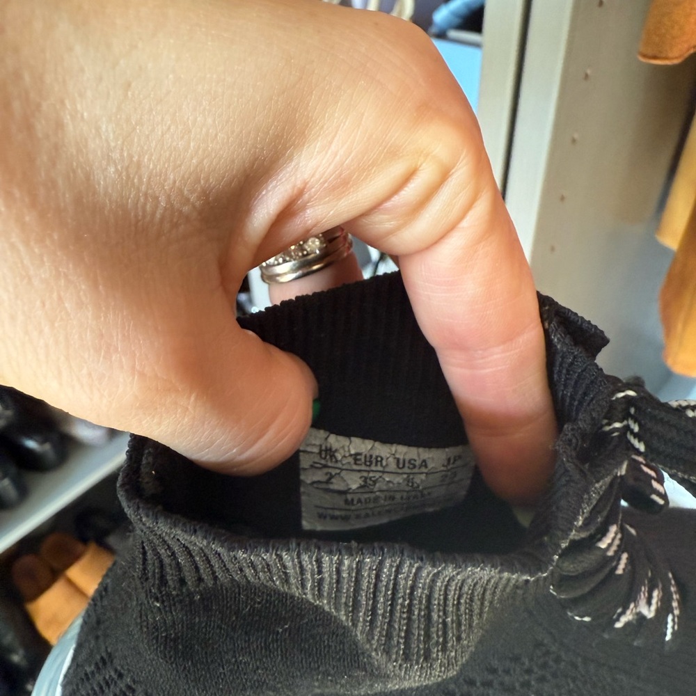 Balenciaga Black Knit Sneakers - Picture 6 of 6